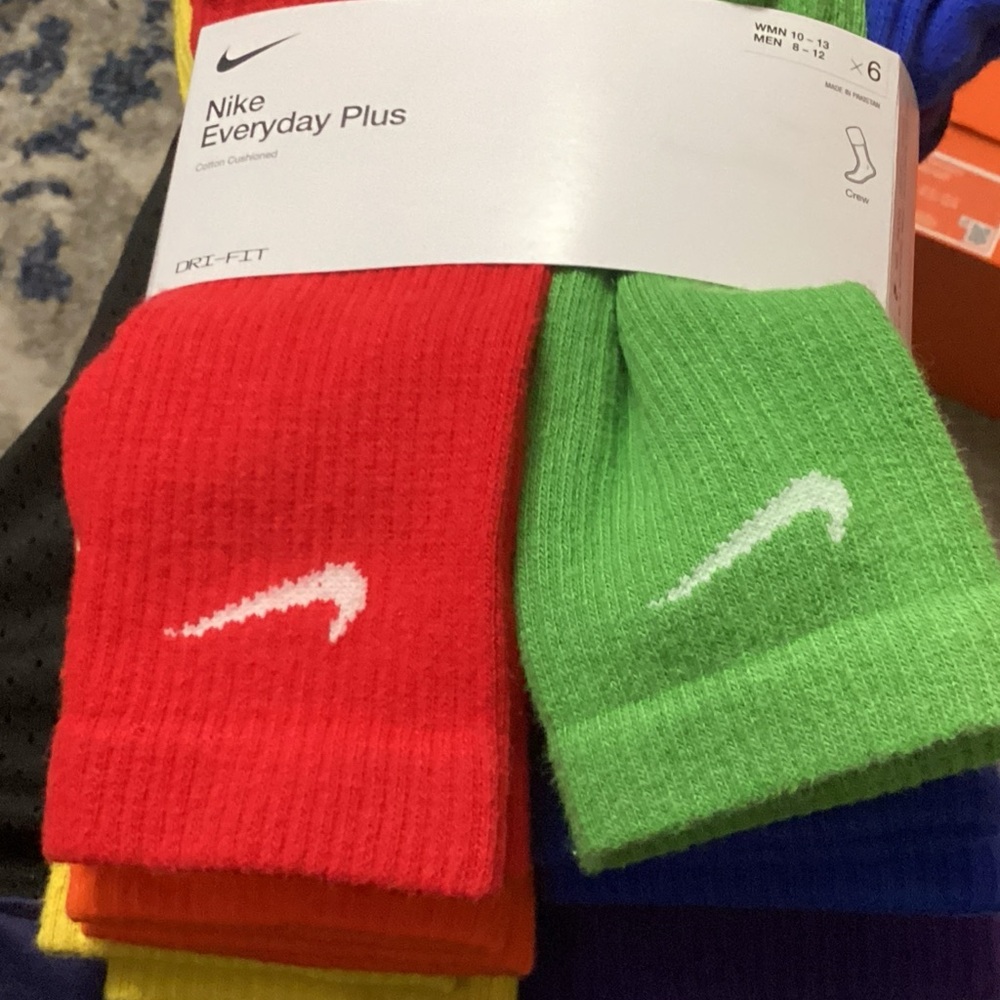 Nike Everyday Plus Socks - Red, Green, Yellow, Black